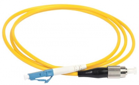 Патч-корд оптический коммутационный переходной для одномодового кабеля (SM); 9/125 (OS2); FC/UPC-LC/UPC; одинарного исполнения (Simplex); LSZH (дл.2м) ITK FPC09-FCU-LCU-C1L-2M 401872